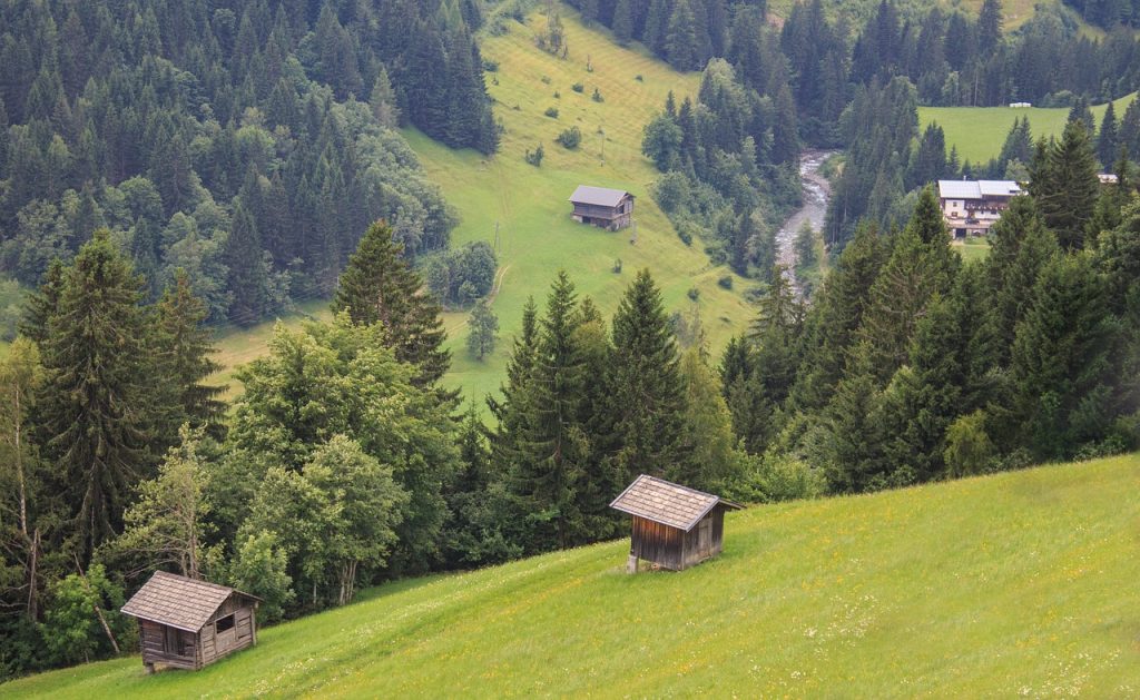 Wakacyjna przygoda w górach – wakacje w górach w chacie z dzieckiem Szczyrk